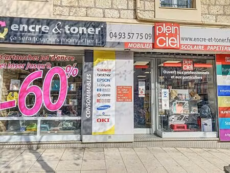 achat : local commercial (06100)