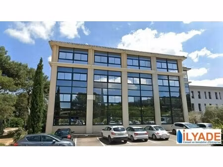 location bureaux 110 m²