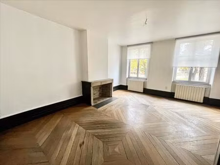 nancy cours léopold – local professionnel de caractère 80 51 m²