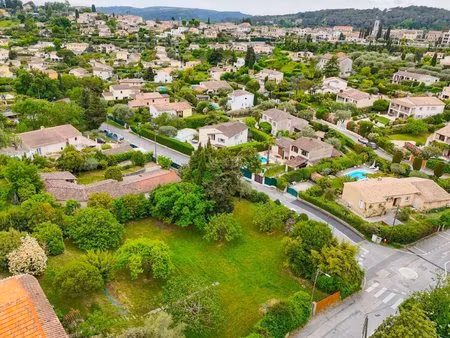 terrain à bâtir 1.159 m² calme absolu  commerces à pied