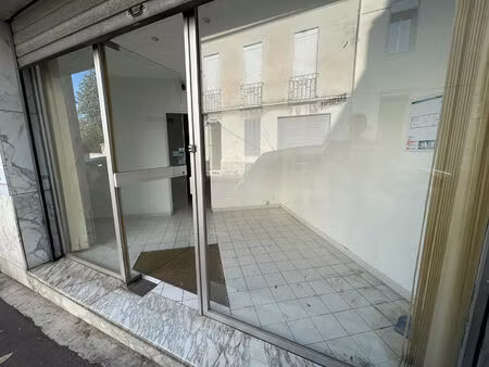 local commercial 21 pièces 38 m² à louer marseille 12e arrondissement 13012 ? | era immobi