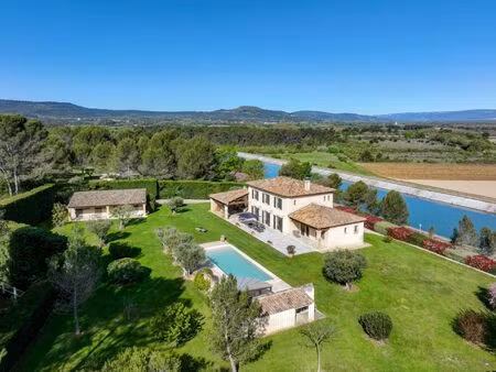 vente maison de luxe aix-en-provence 8 pièces 520 m² <meta name="description" content="à s