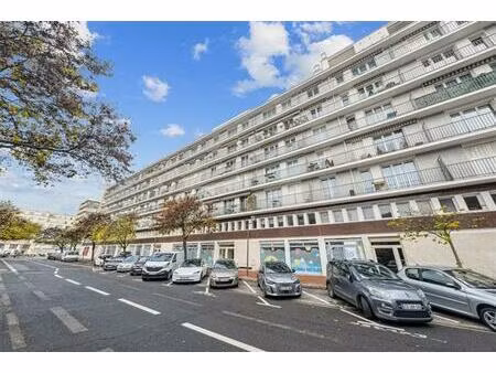 location bureau issy les moulineaux 80 m²