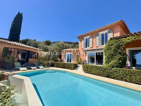 vue panoramique mer pour cette superbe propriete