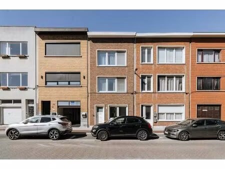 appartement te huur in wilrijk met 1 slaapkamer