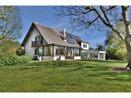 en vente maison 195 m² – 530 000 € |laval