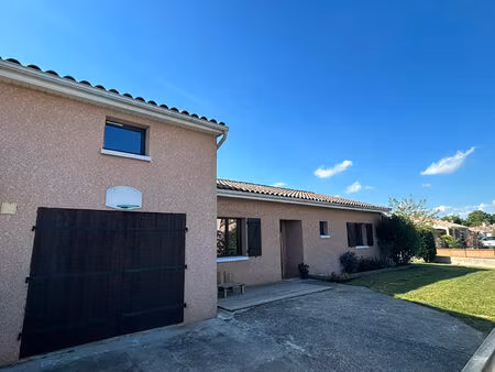 location maison 5 pièces 144m²