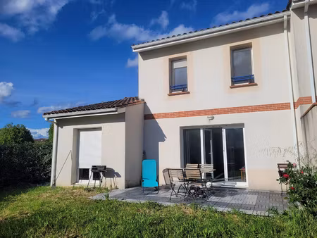 location maison 4 pièces 81m² roques 31120