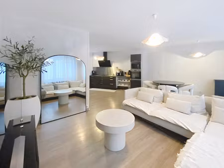maison de ville 135 m² – 4 chambres – extérieur – aucun travaux