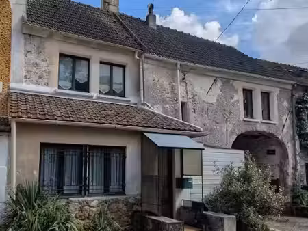 vente maison 4 pièces 99 m² à saint-cyr-sur-morin (77750)  137 000 €