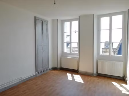 appartement à louer 2 pièces 62.78 m² - le blanc (36) - 387€