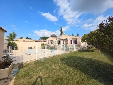 maison de plain-pied avec piscine vinon-sur-verdon