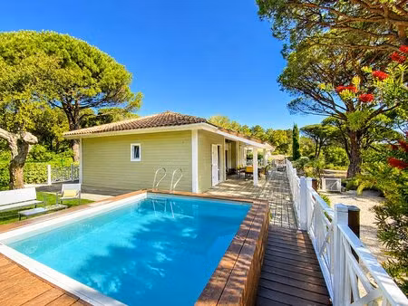propriété de charme au calme avec piscine