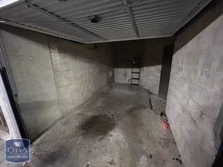 parking à louer - trappes (78) - 150€