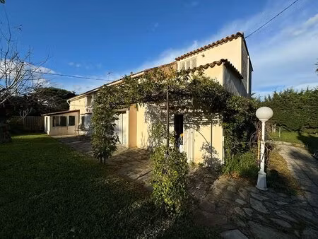 maison à rénover à gassin d'environ 121m² proche de la bouillabaisse