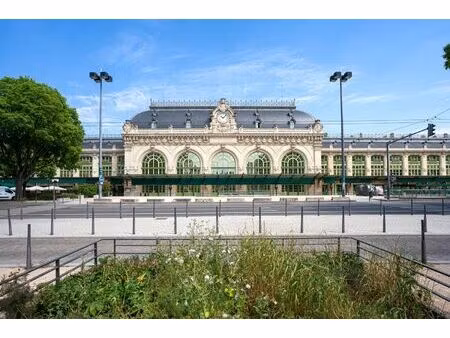 location local professionnel 822m² lyon 6ème
