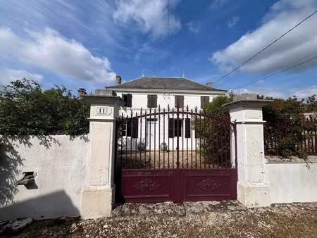 vente maison 3 pièces 103 m² à asnières-la-giraud (17400)  161 250 €