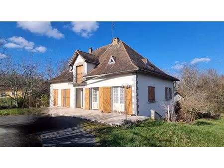 vente maison 6 pièces 100 m² à piégut-pluviers (24360)  175 000 €