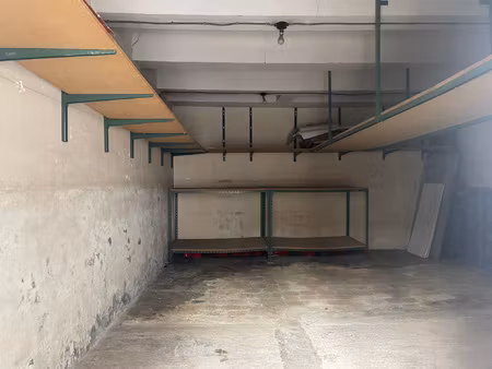 entrepôt au 68 rue de rome 13006