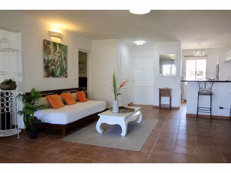 duplex 5 pièces – vue mer – bas-du-fort (le gosier)