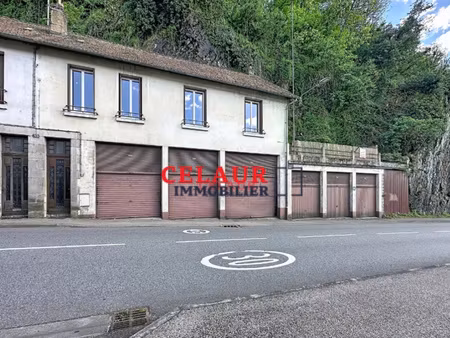maison rénovée et 6 garages