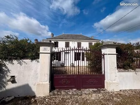 maison 3 pièces 103 m²