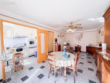 maison de village 4 pièces 80 m²