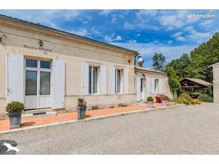 maison 6 pièces 252 m²