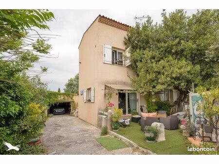 maison 4 pièces 94 m²