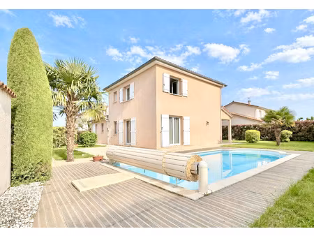 villa familiale contemporaine avec piscine secteur prisé d