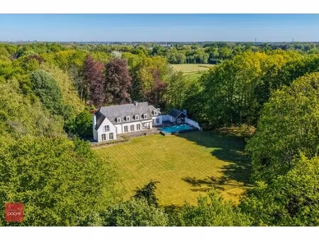 uniek domein met ruime villa in prachtige parktuin op 2 7ha