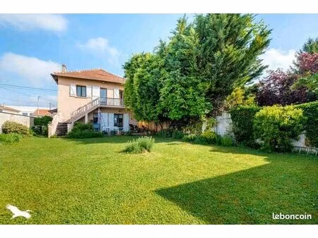 maison 4 pièces 101 m²