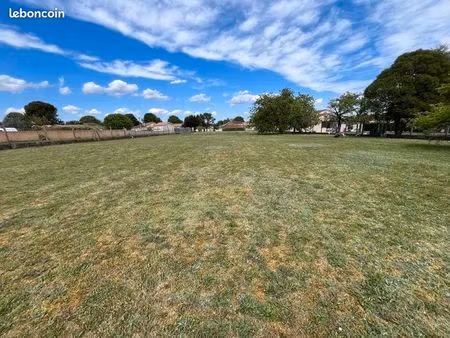 terrain 1 170 m² barret