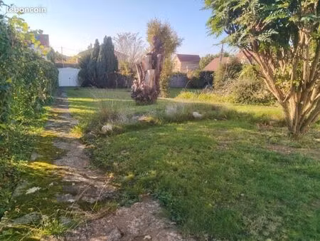 terrain 307 m² condecourt