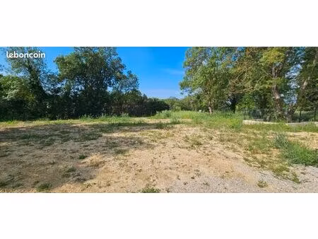 terrain 1 168 m² opio