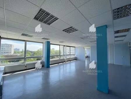 location bureaux 322 m²