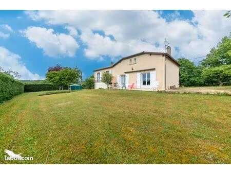 pavillon 7 pièces 109 m²