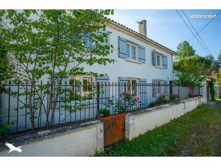 maison 5 pièces 146 m²