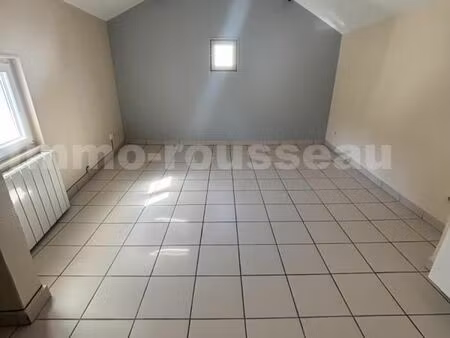 studio 1 pièce 19 m²