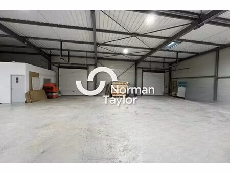 location local d’activités lunel 34400 430m²
