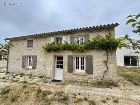 maison charentaise 220m2