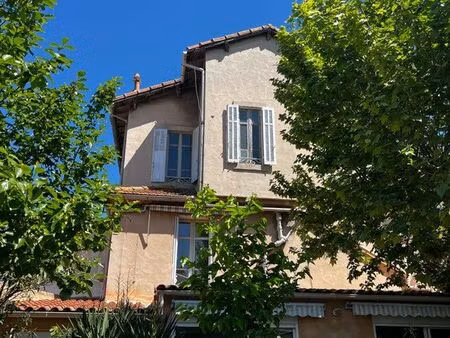 maison montolivet à rénover 145m2 sur terrain 215m2