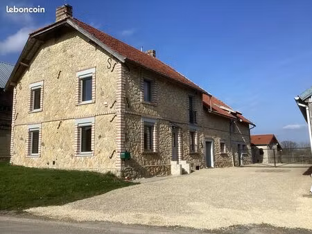 ancienne ferme rénovée 138m² + grange 400m²