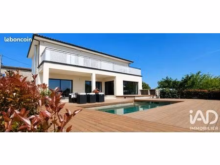 maison 6 pièces 191 m²
