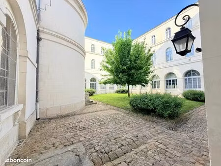 appartement 2 pièces 55 m²