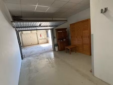 garage 18m2 proche plage lido