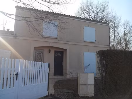 location maison 6 pièces 114m² st yrieix sur charente 16710