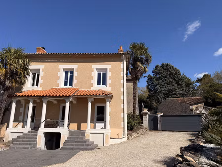 location maison 3 pièces 72m² smarves 86240