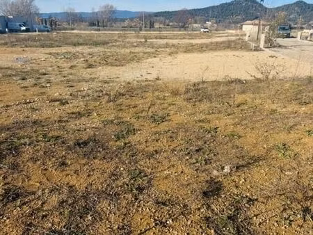 terrain 297 m² peyrolles en provence