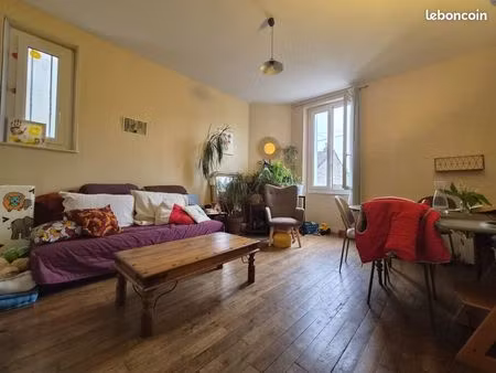 maison 3 pièces 74 m²